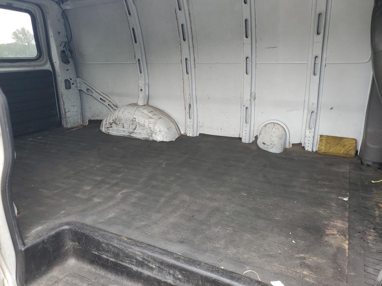 2005 Chevrolet Express G1500 VIN: 1GCFG15X351189214 Lot: 66755454