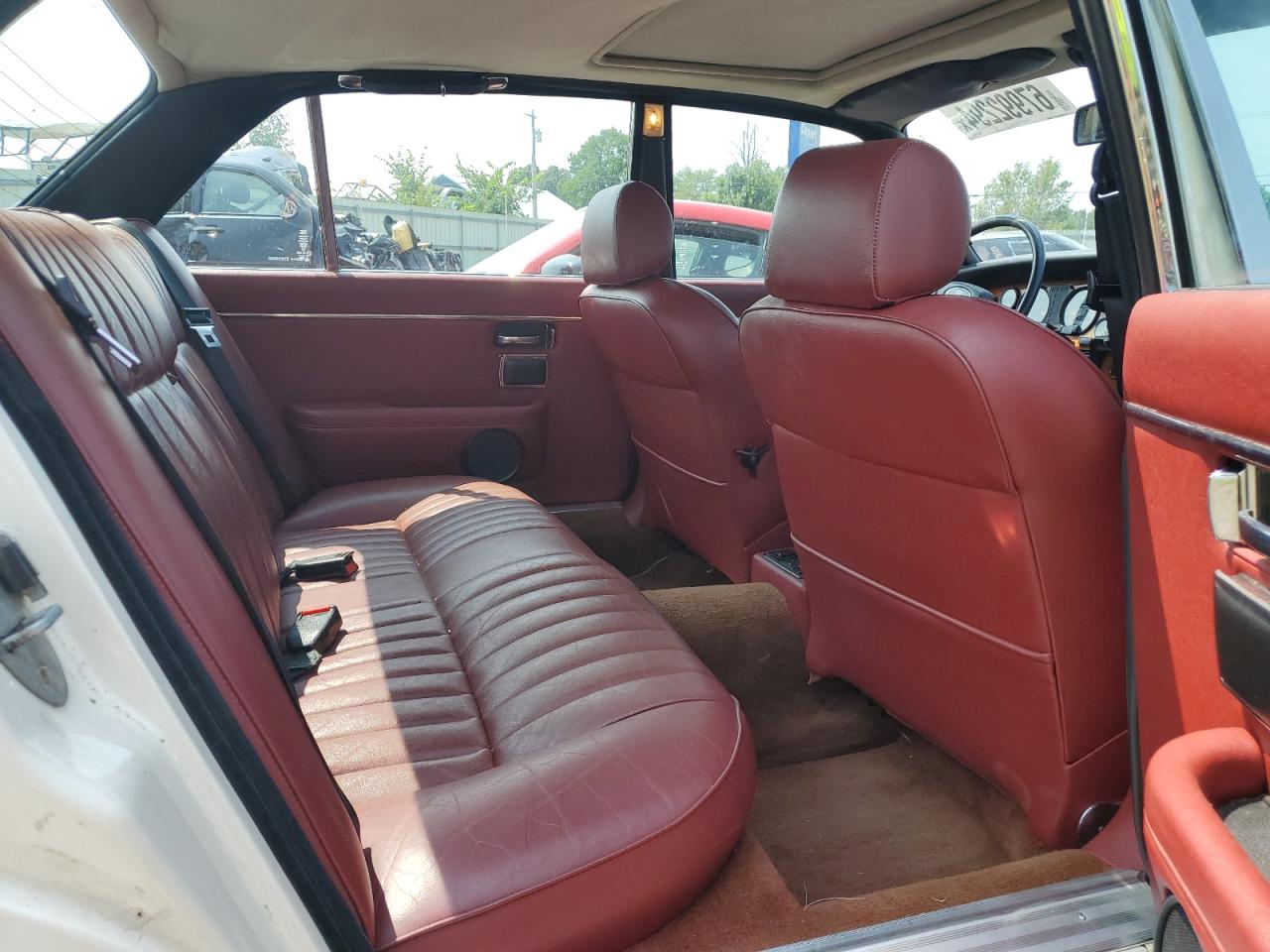 1985 Jaguar Xj6 VIN: SAJAV1344FC421240 Lot: 67992294