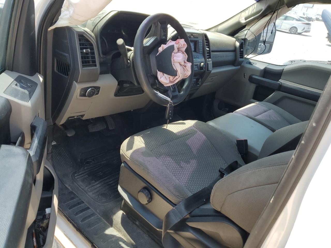 2020 Ford F250 - Image 8