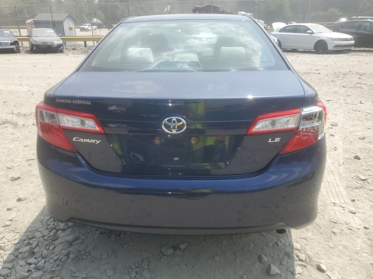 2014 Toyota Camry L VIN: 4T1BF1FKXEU825593 Lot: 67423334