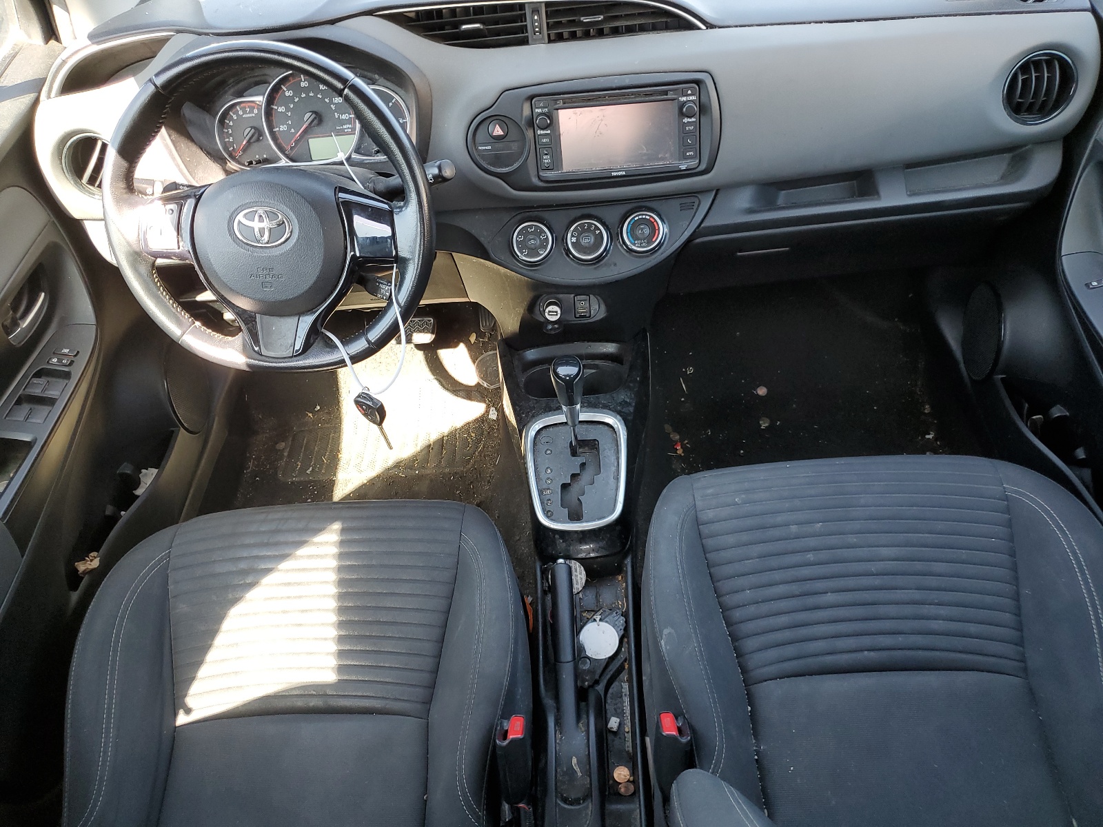 VNKKTUD32FA054227 2015 Toyota Yaris