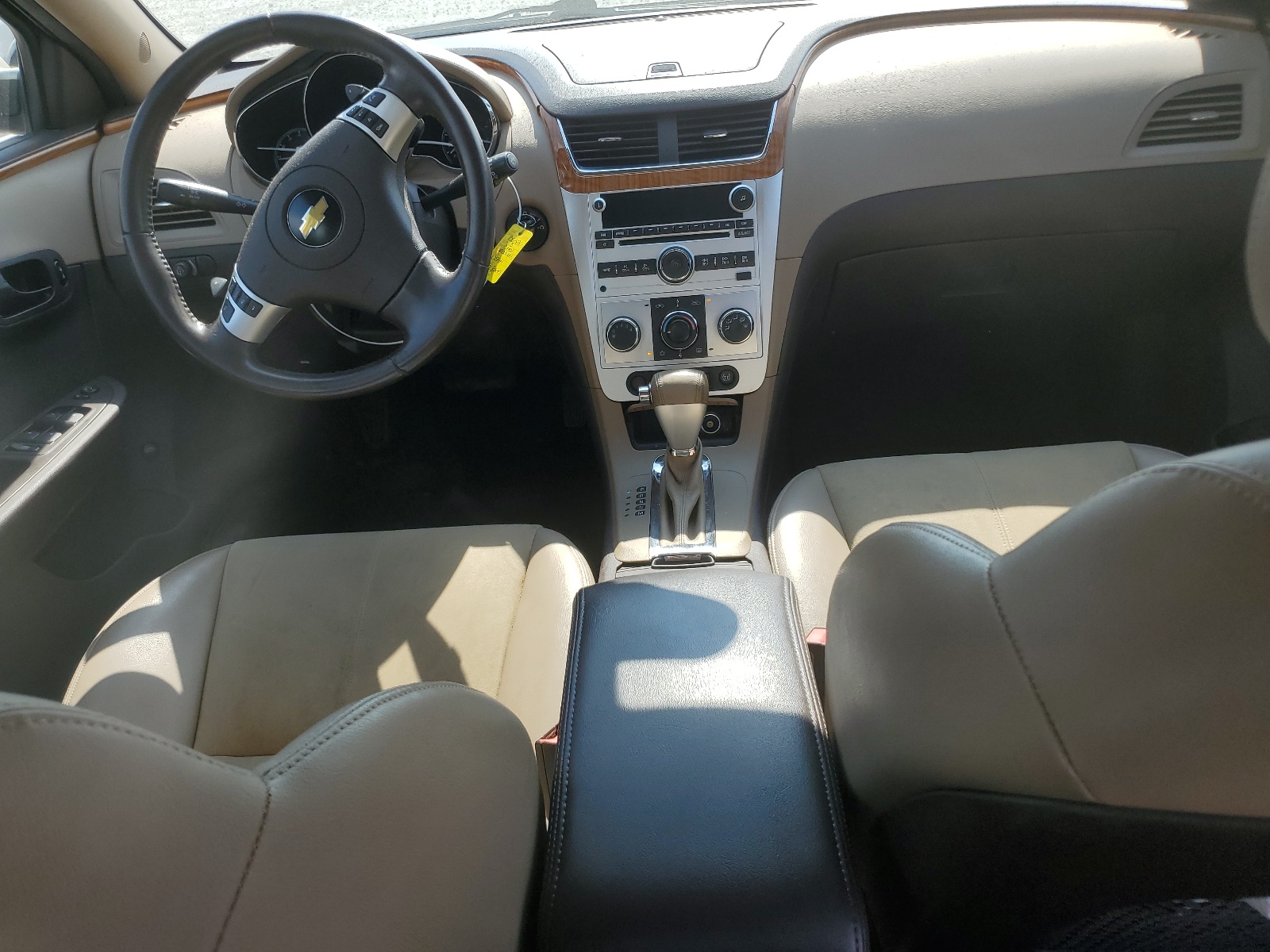 1G1ZD5EB5AF317590 2010 Chevrolet Malibu 2Lt