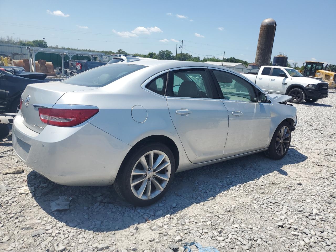 2015 Buick Verano - Image 3