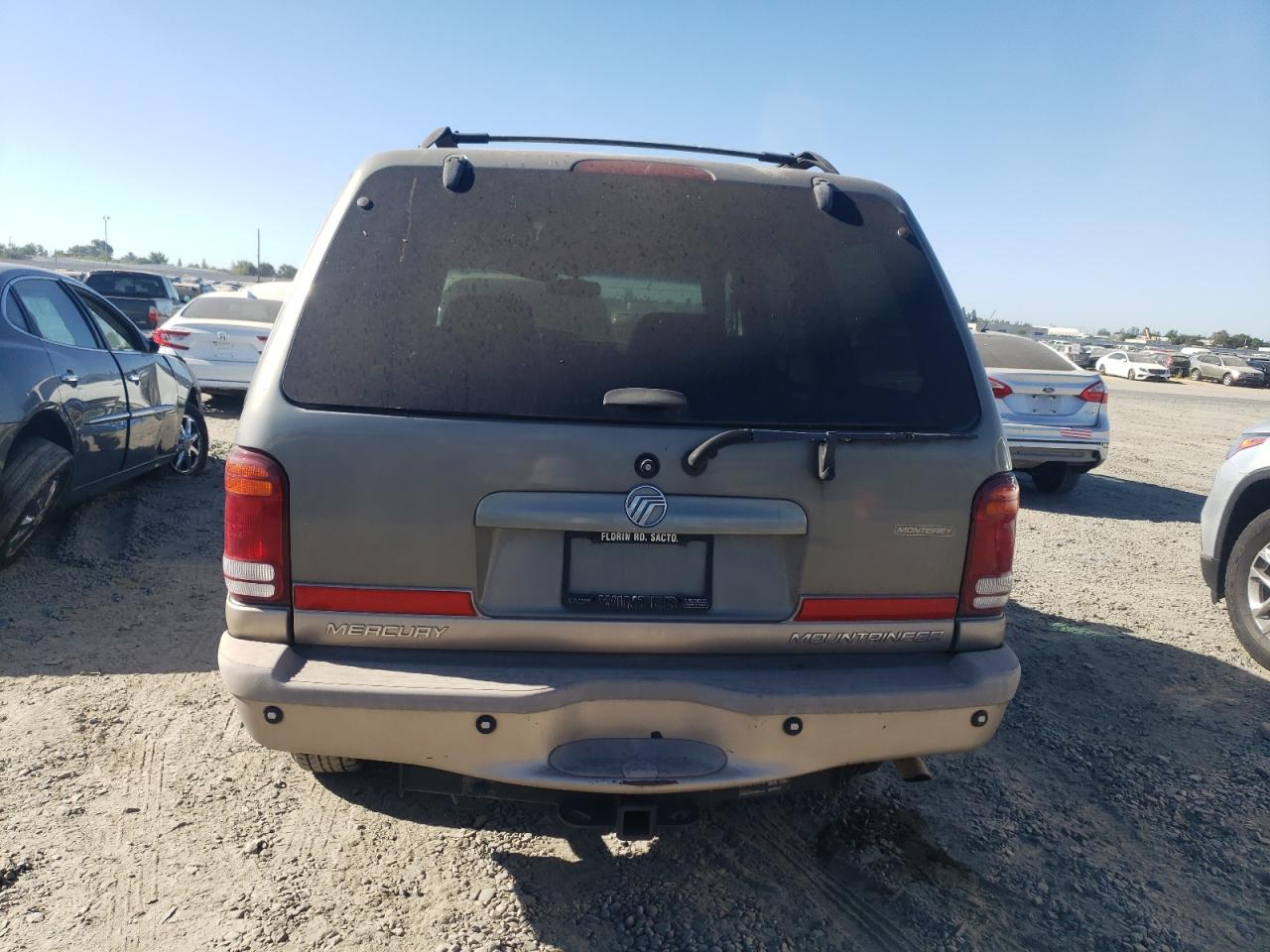 2000 Mercury Mountaineer VIN: 4M2DU86P8YUJ21978 Lot: 66819984