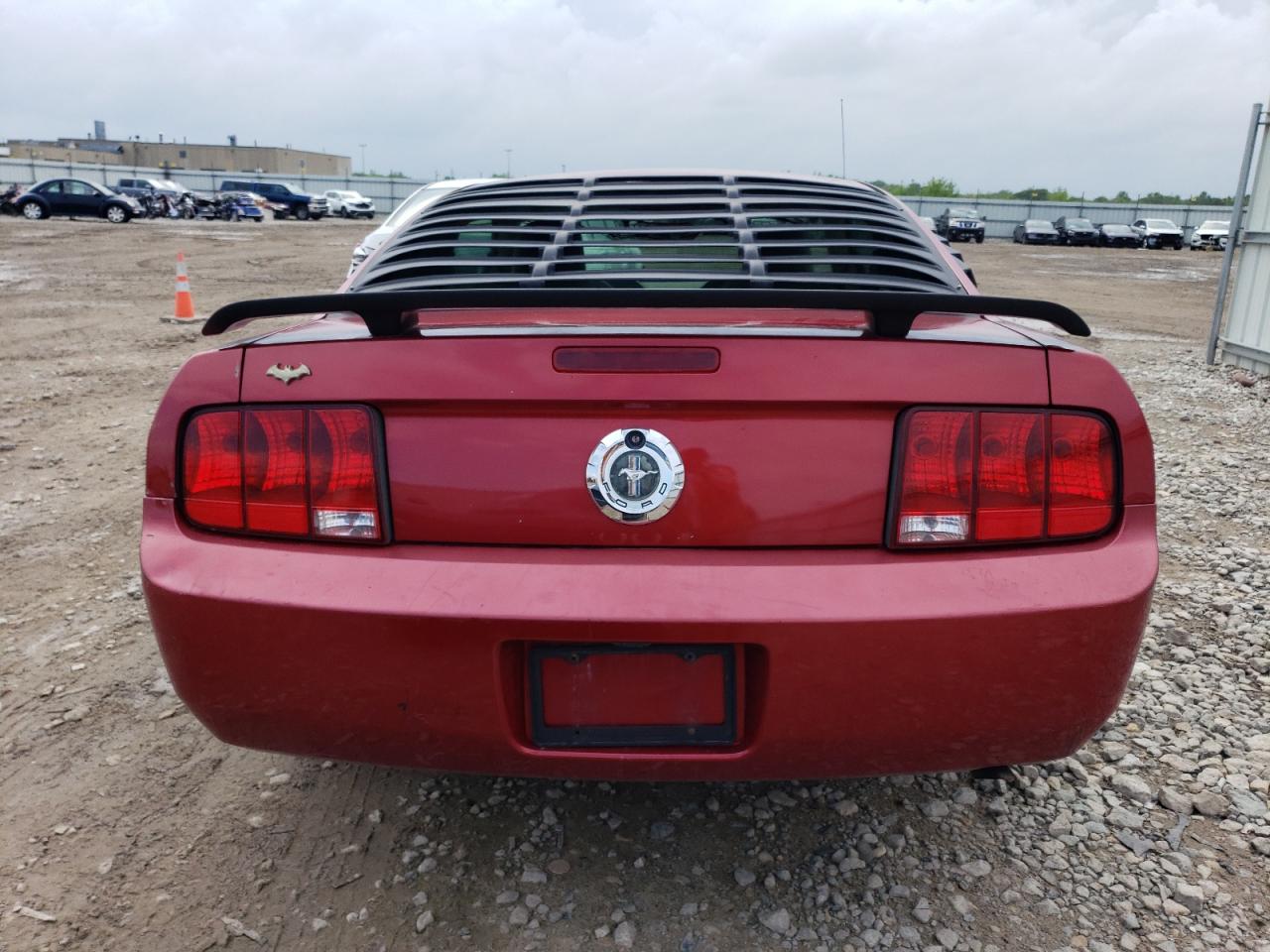 2005 Ford Mustang VIN: 1ZVFT80N055124076 Lot: 65658144