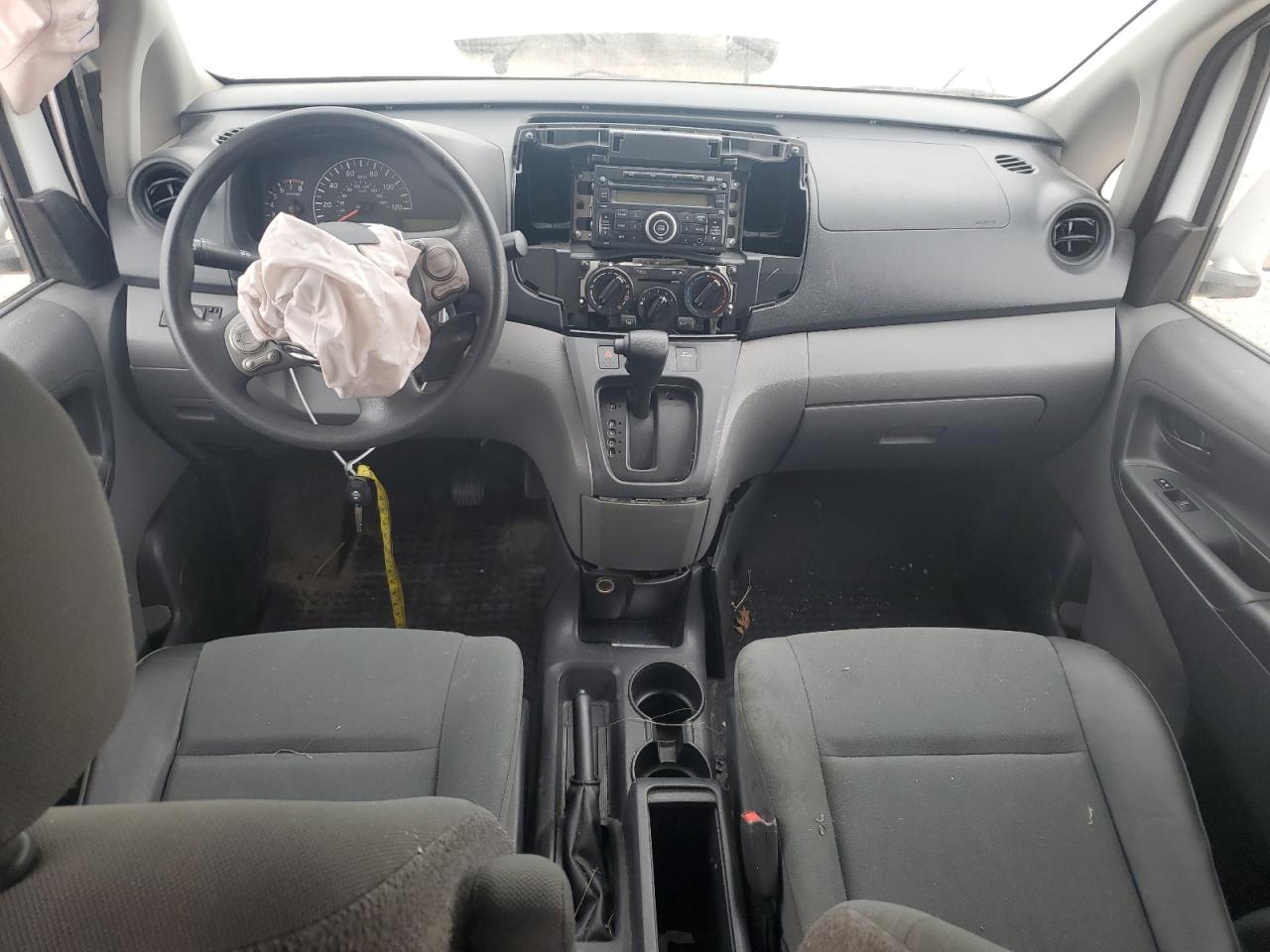 2017 Nissan NV - Image 8