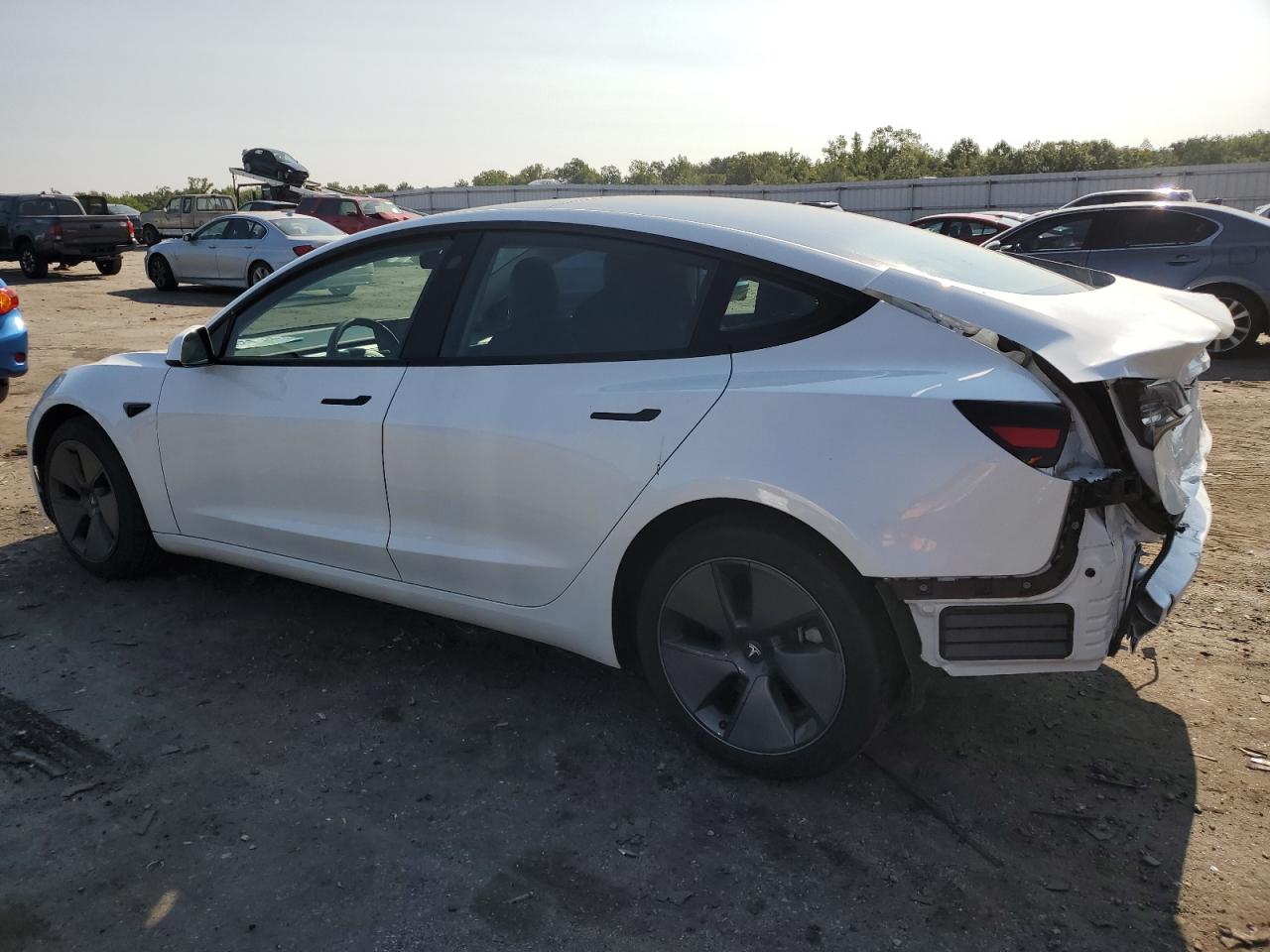 5YJ3E1EA0PF464102 2023 TESLA MODEL 3 - Image 2