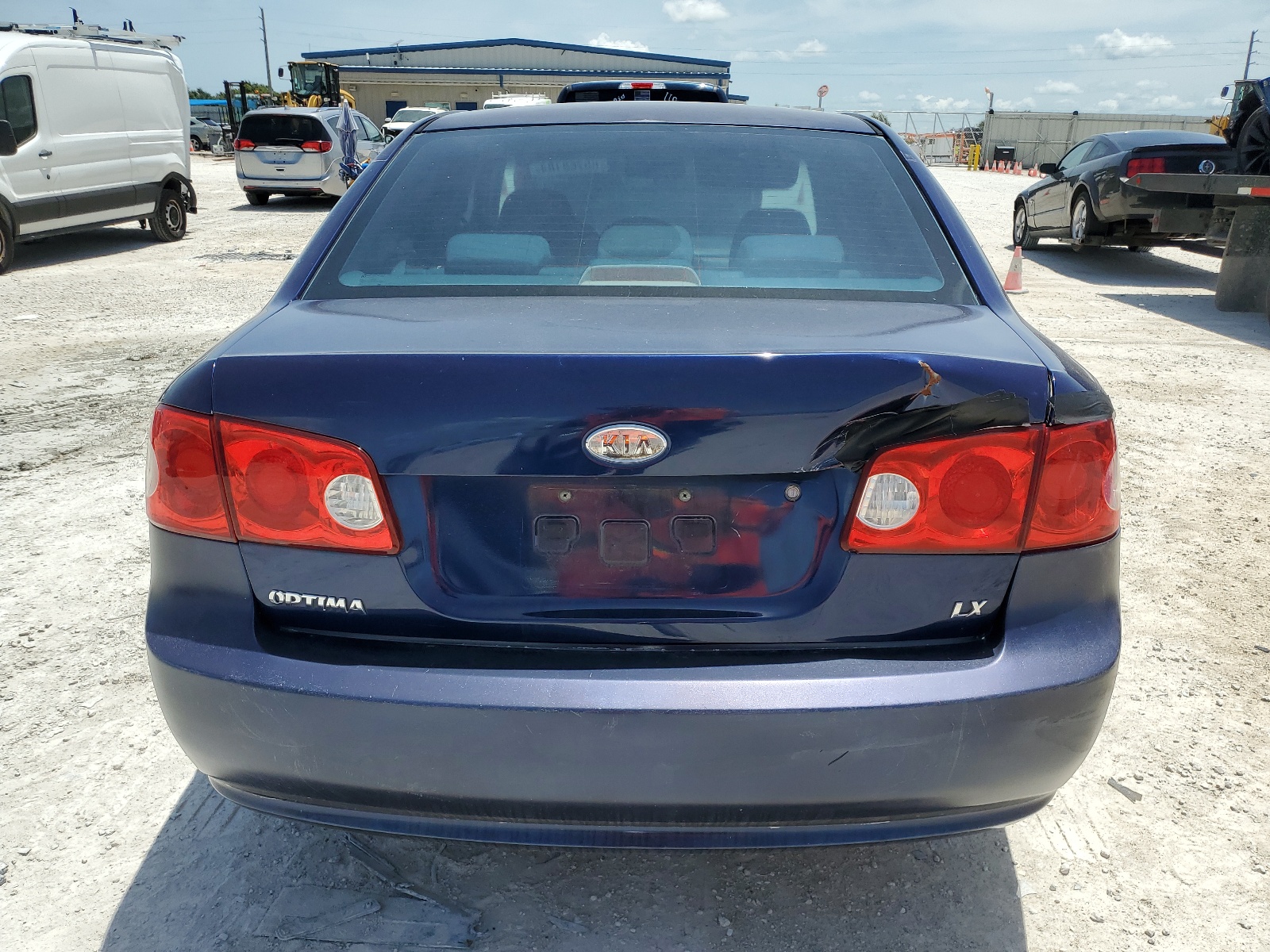 KNAGE123785233589 2008 Kia Optima Lx