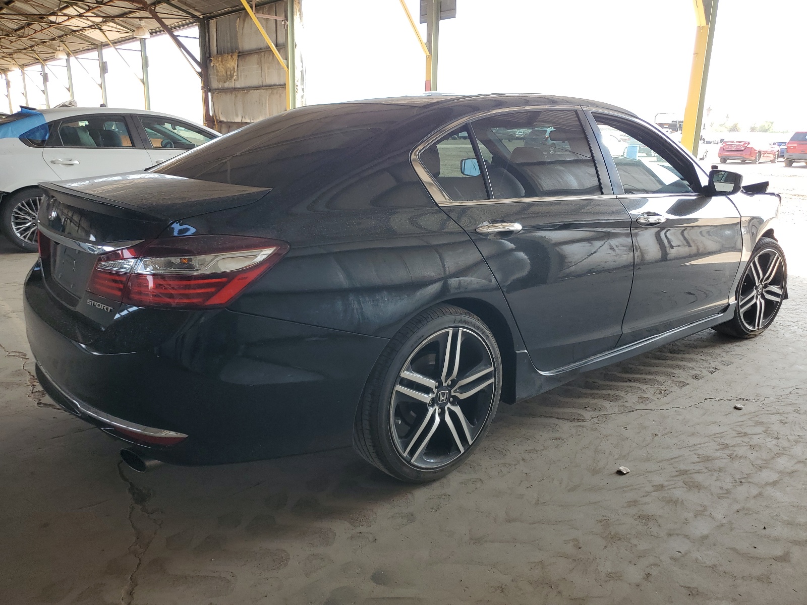 2016 Honda Accord Sport vin: 1HGCR2F51GA175932