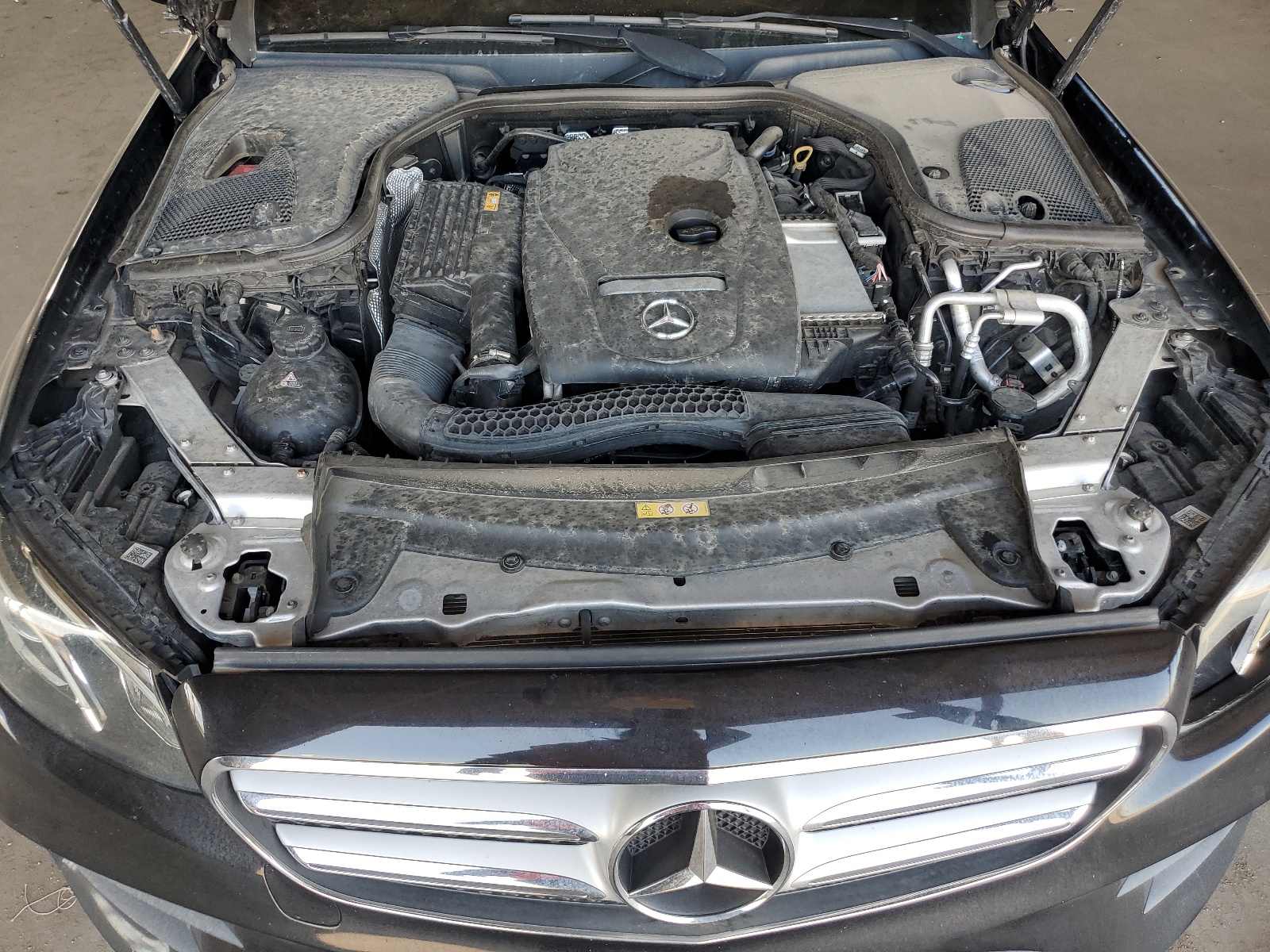 WDDZF4JB7JA318454 2018 Mercedes-Benz E 300