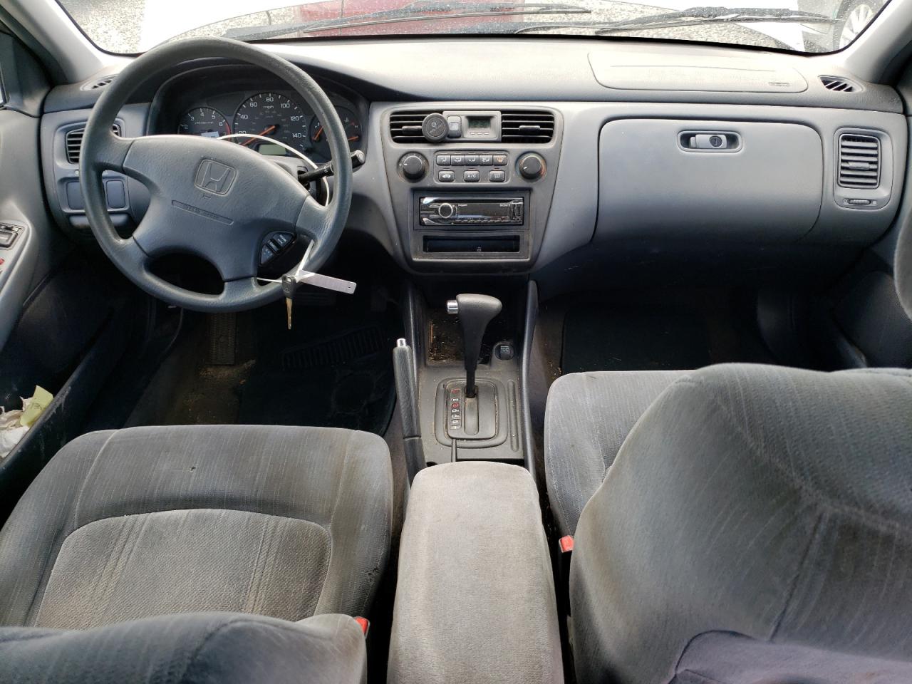 2000 Honda Accord Lx VIN: 1HGCG6654YA041933 Lot: 65052234