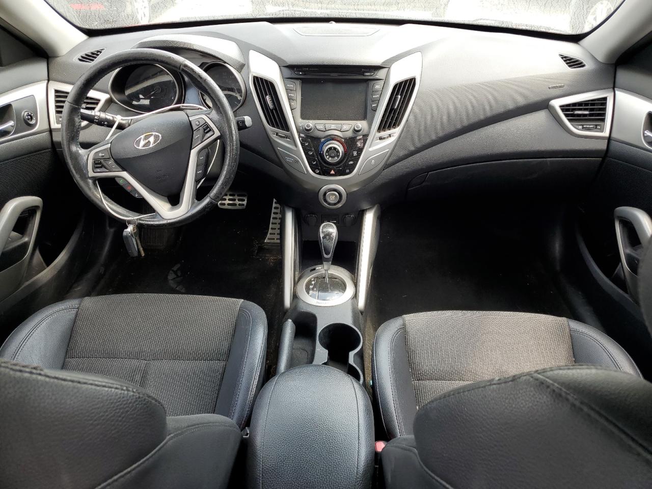 KMHTC6AD8DU099668 2013 Hyundai Veloster