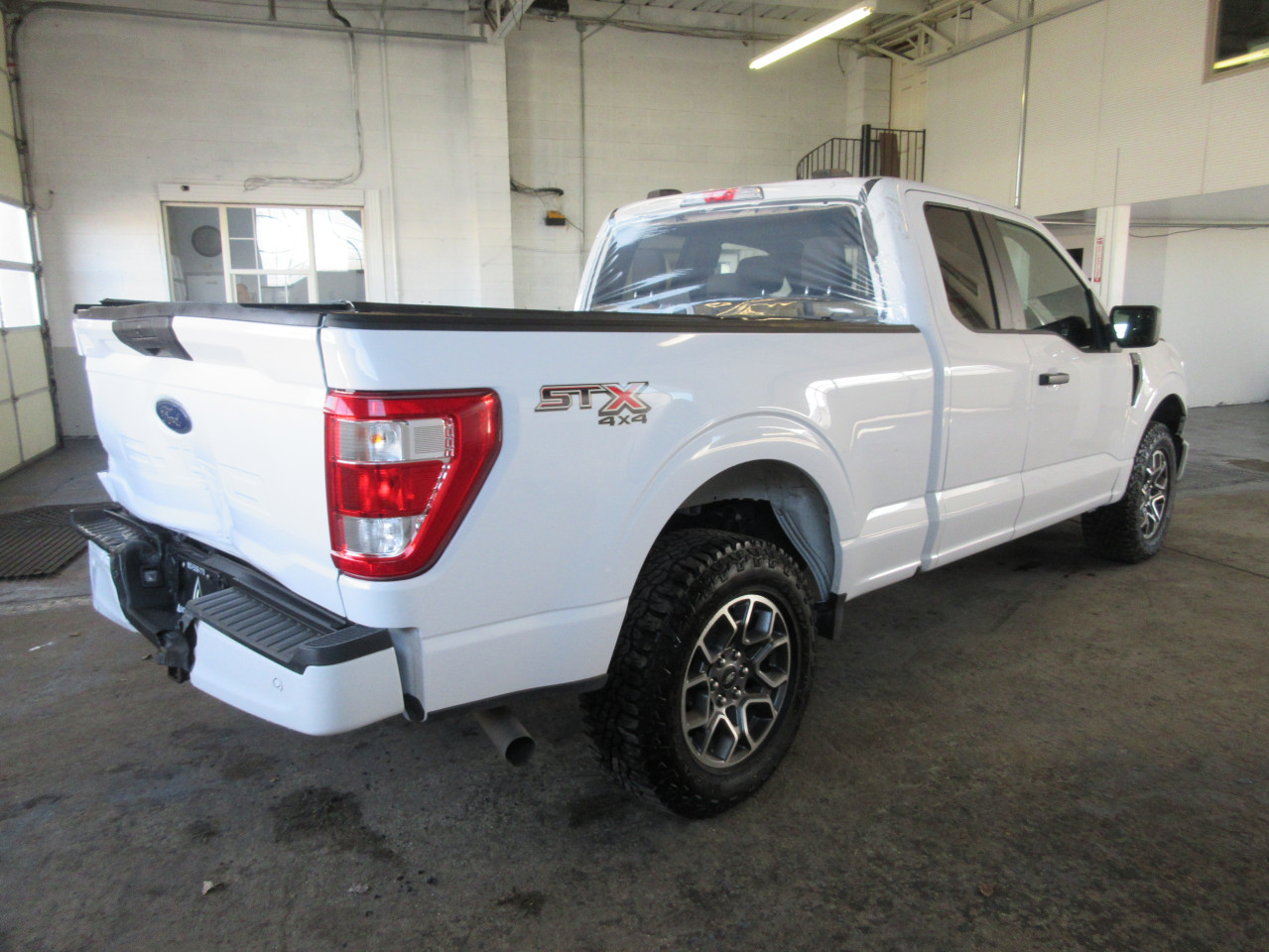 2021 Ford F150 Super Cab vin: 1FTFX1E51MKD73395