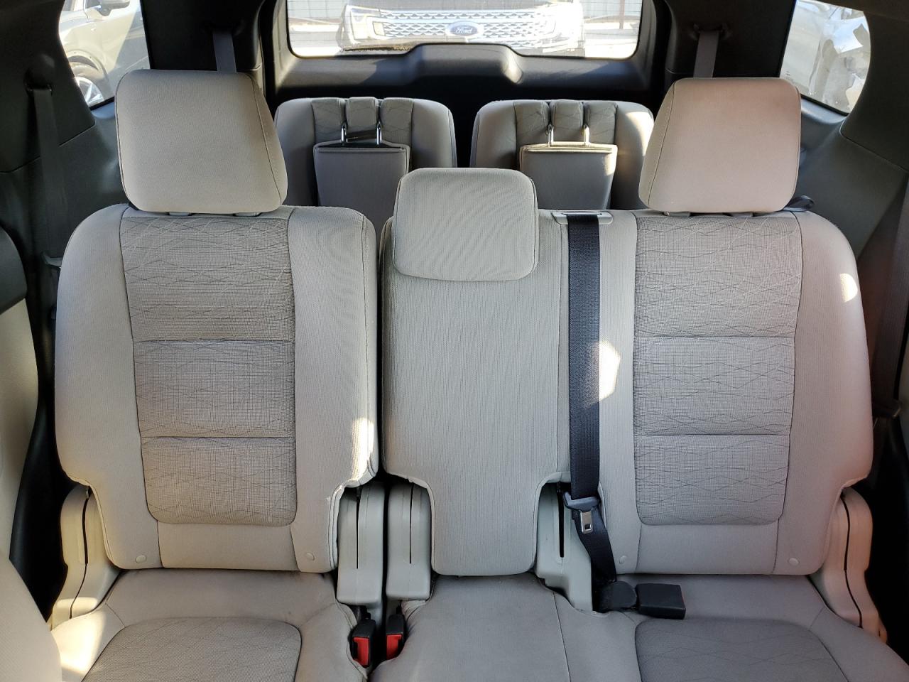 2013 Ford Explorer - Image 10