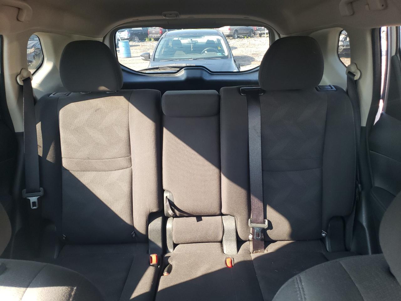 2016 Nissan Rogue S VIN: KNMAT2MV2GP695001 Lot: 63892074