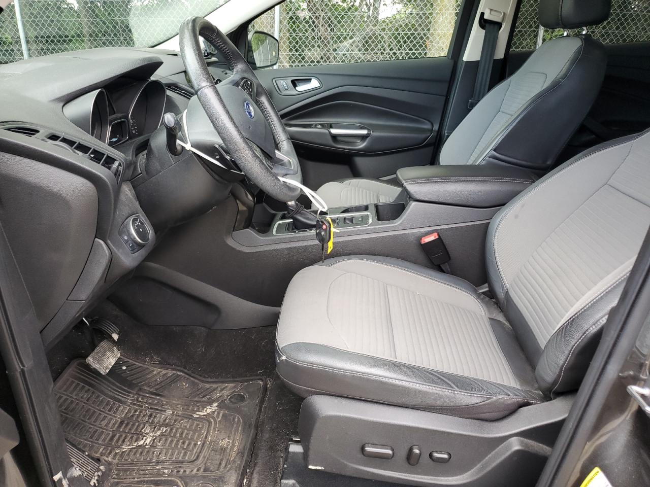 2017 Ford Escape Se VIN: 1FMCU9GD4HUD75825 Lot: 65826154