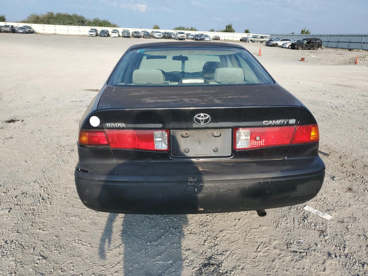 2000 Toyota Camry Ce VIN: 4T1BG22K3YU744352 Lot: 68654464