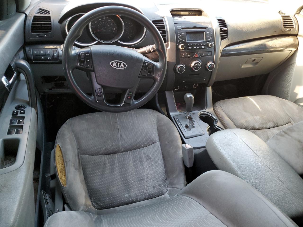 5XYKT3A63CG266745 2012 Kia Sorento Base