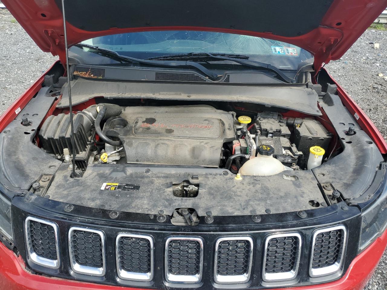 3C4NJDBB2JT280551 2018 Jeep Compass Latitude