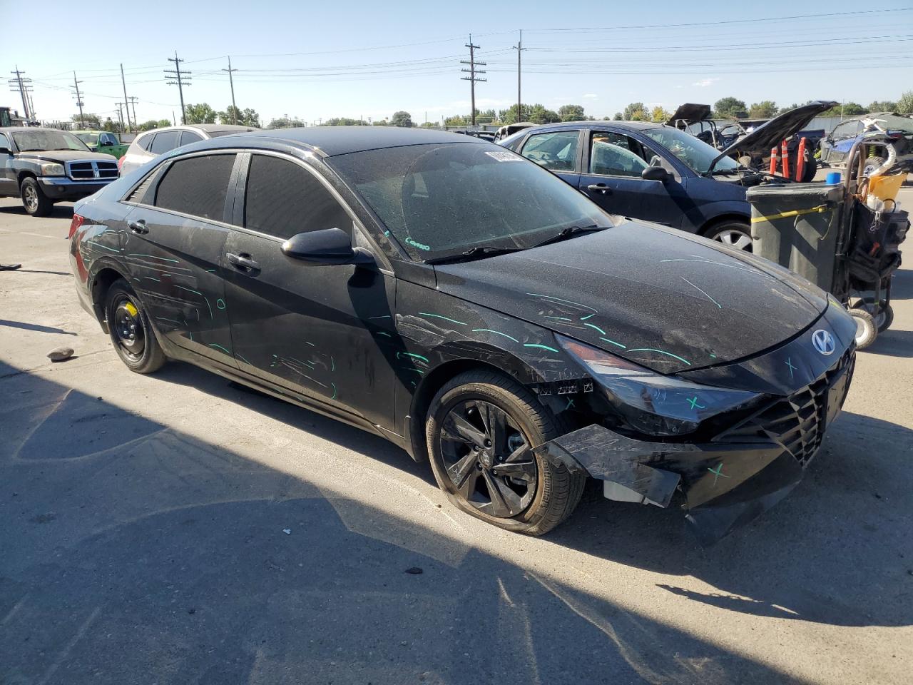 2022 Hyundai Elantra - Image 4
