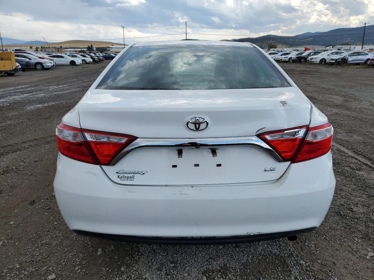 4T1BF1FK6FU960572 2015 Toyota Camry Le