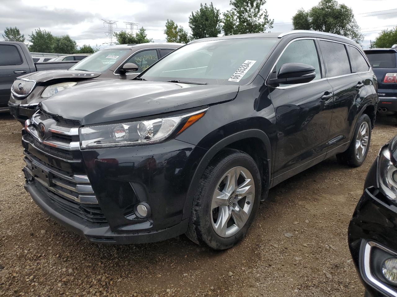 5TDDZRFH4HS480769 2017 TOYOTA HIGHLANDER - Image 1