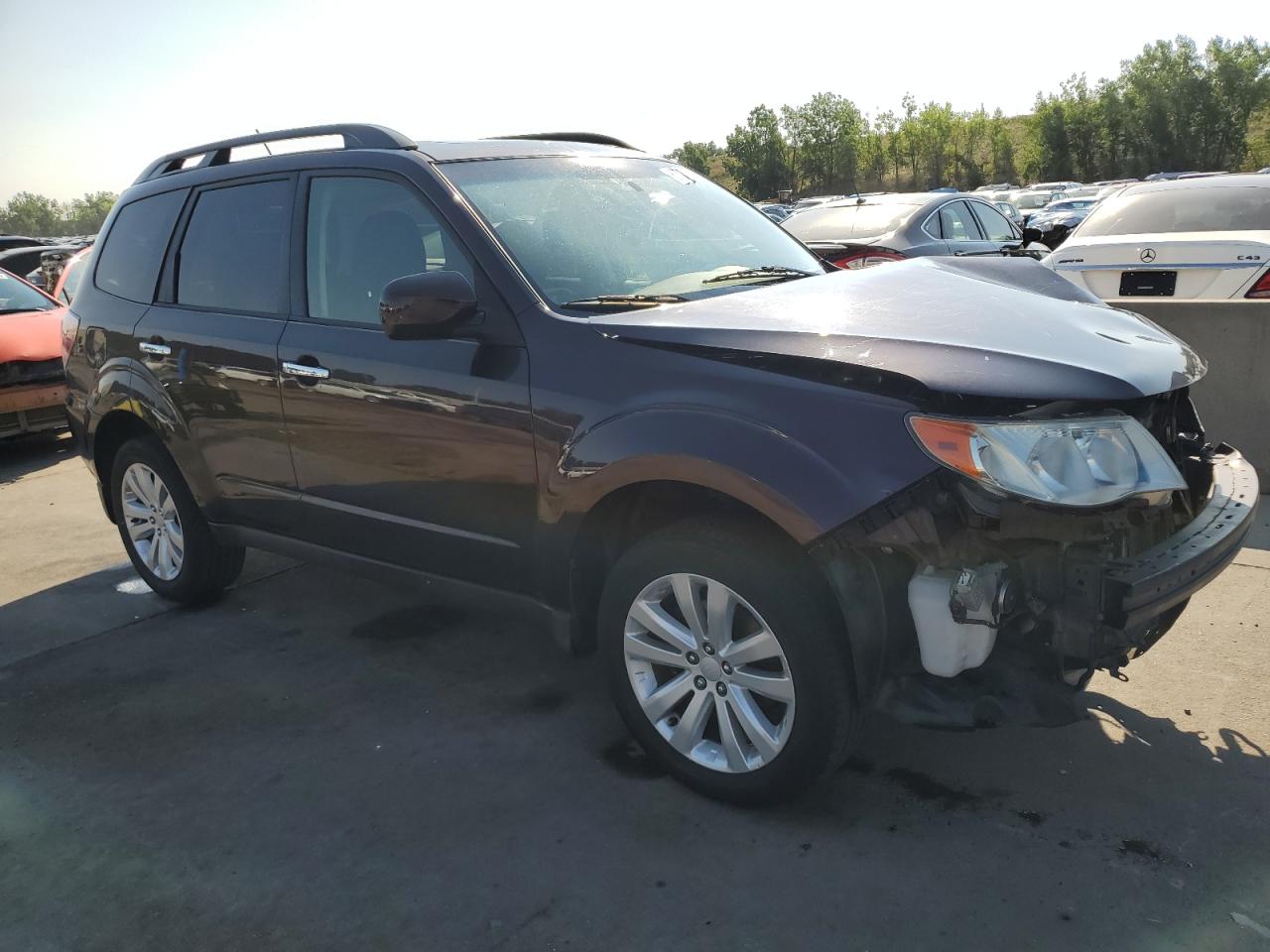 VIN JF2SHADC6DH405638 2013 SUBARU FORESTER no.4