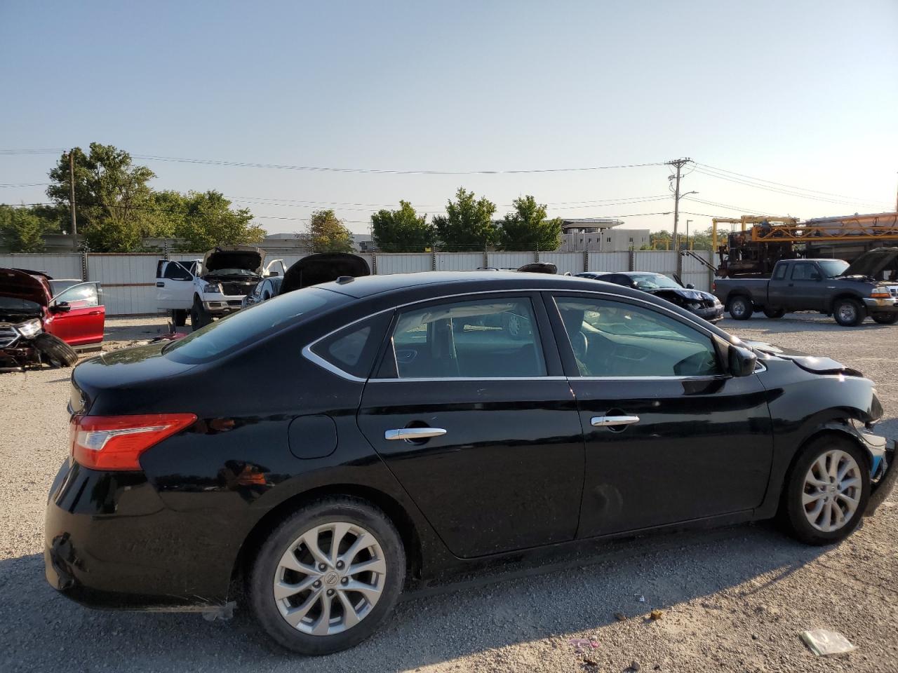 VIN 3N1AB7AP1KY276539 2019 NISSAN SENTRA no.3