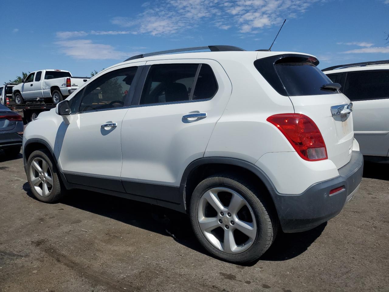 3GNCJRSB7GL177680 2016 CHEVROLET TRAX - Image 2