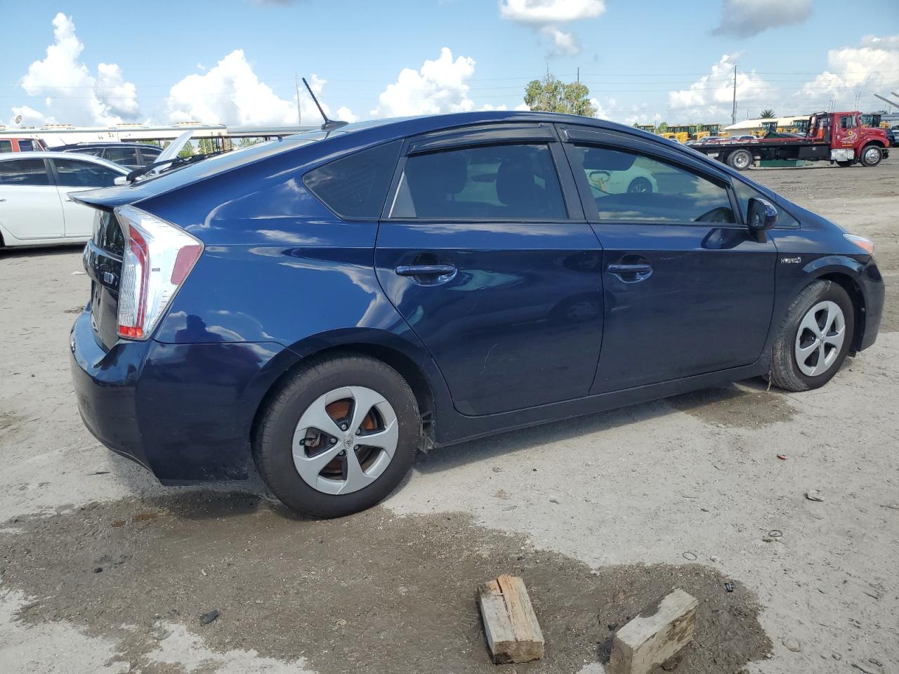 2015 Toyota Prius VIN: JTDKN3DU1F1993021 Lot: 66994874