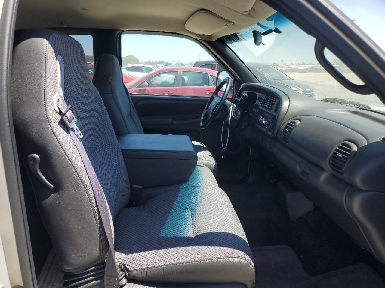 1999 Dodge Ram 1500 VIN: 3B7HC12Y1XG133567 Lot: 68166934