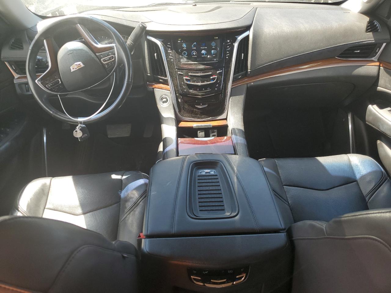 2019 Cadillac Escalade Esv Luxury VIN: 1GYS4HKJXKR112864 Lot: 68038384