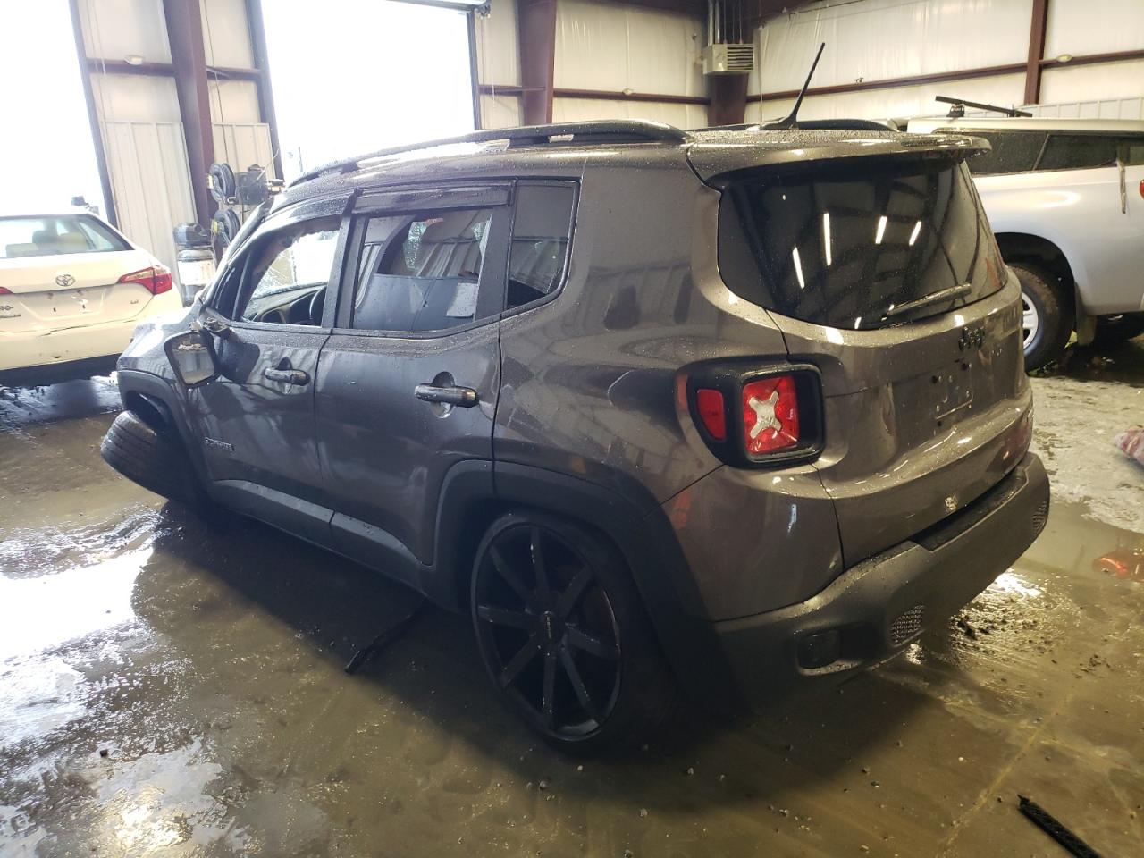 2017 Jeep Renegade Latitude VIN: ZACCJABB4HPF60415 Lot: 66735394