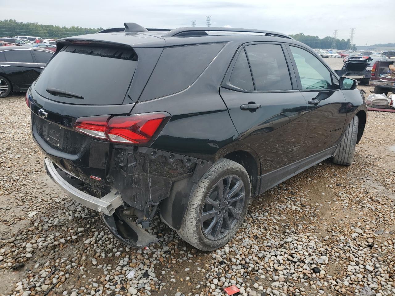 2022 Chevrolet Equinox - Image 3