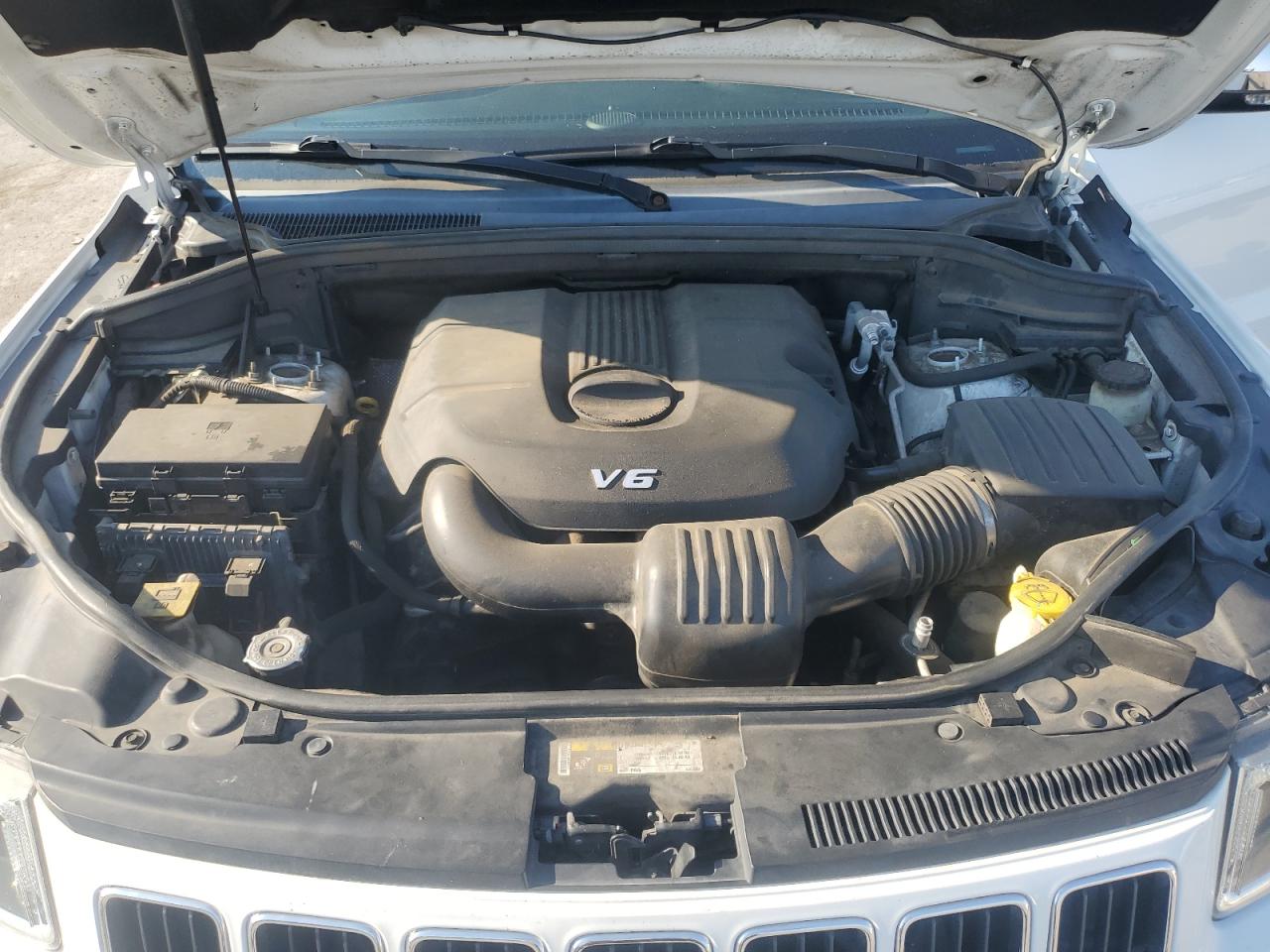 1C4RJEBG2EC248557 2014 Jeep Grand Cherokee Limited