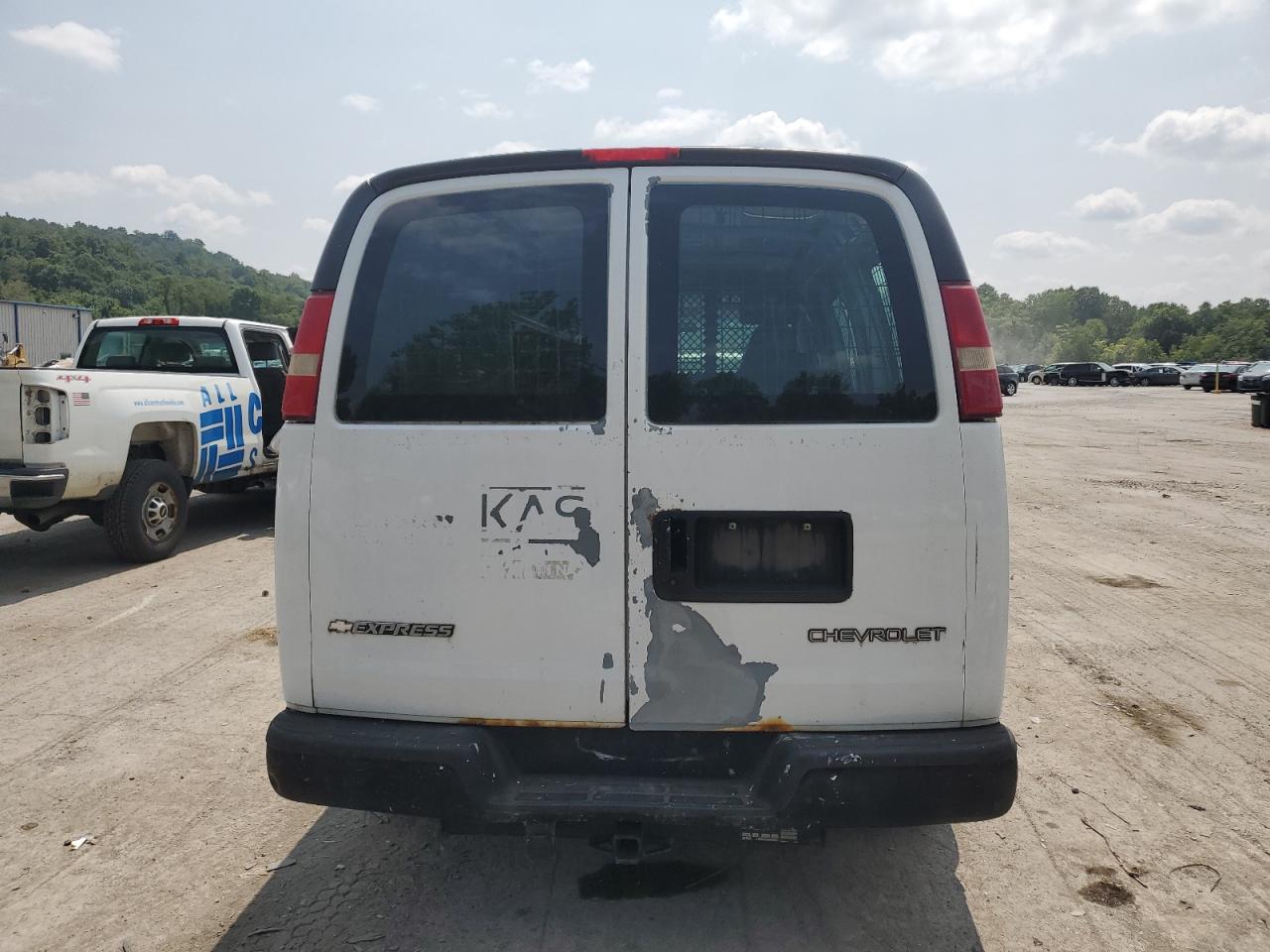 2004 Chevrolet Express G1500 VIN: 1GCFG15X541130387 Lot: 67458994