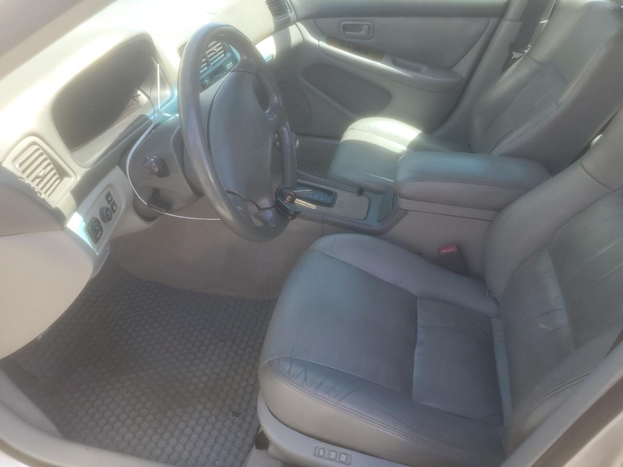 1998 Lexus Es 300 VIN: JT8BF28G9W5042908 Lot: 64290494