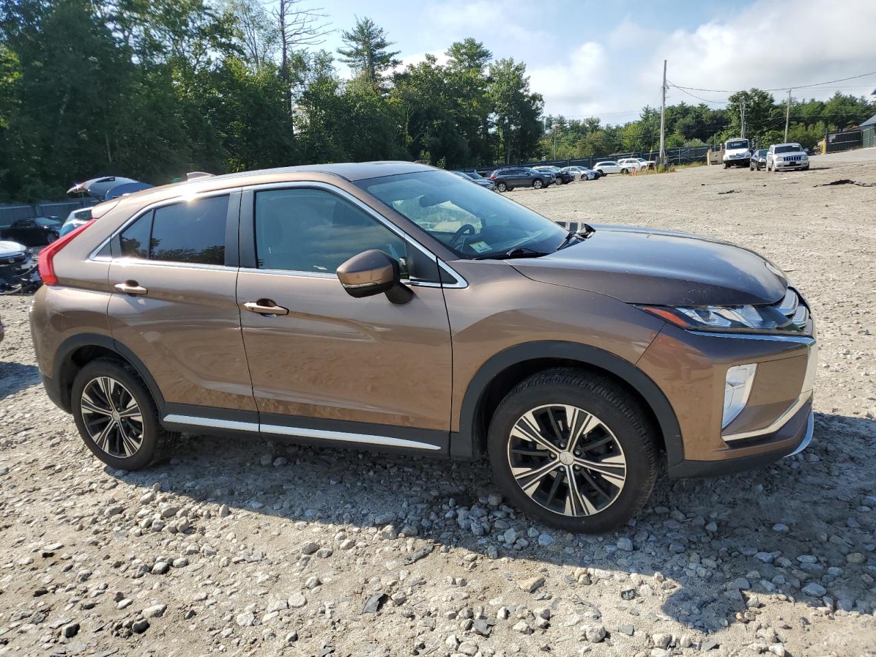 2019 Mitsubishi Eclipse - Image 4