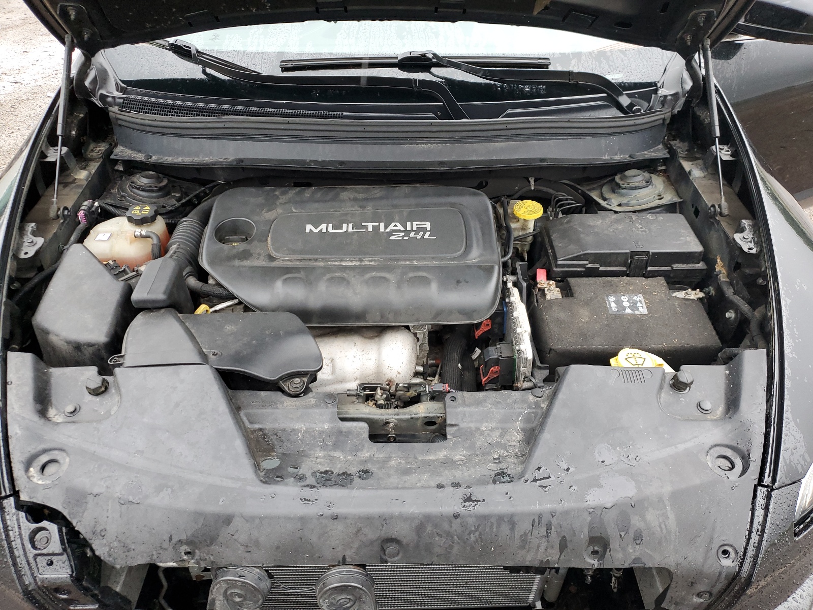 1C4PJLCB3EW275201 2014 Jeep Cherokee Latitude