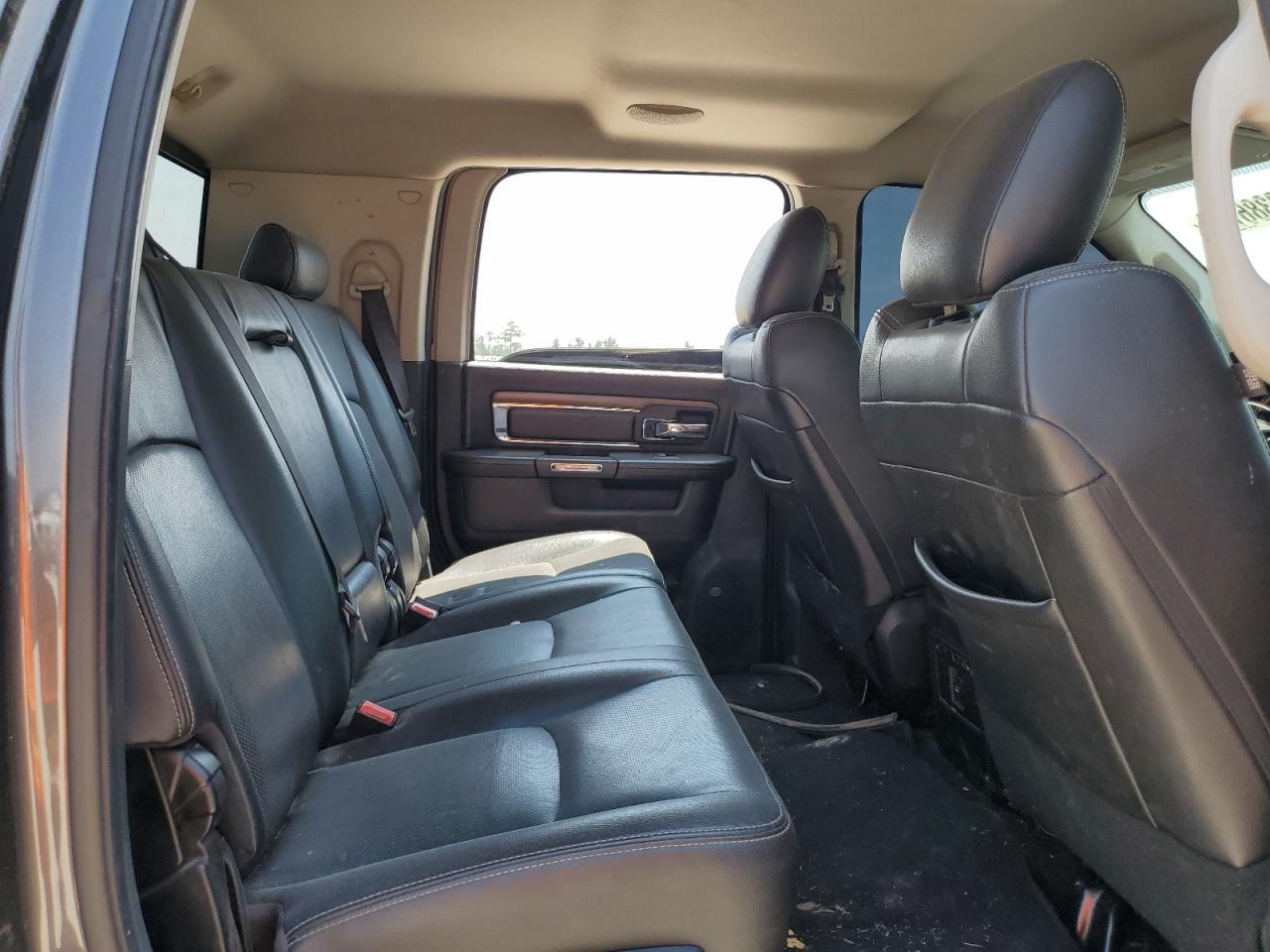 2015 Ram 2500 Laramie VIN: 3C6UR5NL1FG681952 Lot: 68386784