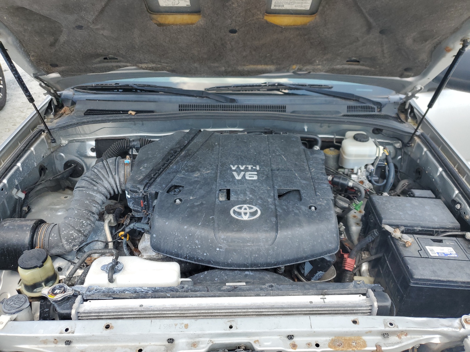 JTEBU14R958028962 2005 Toyota 4Runner Sr5