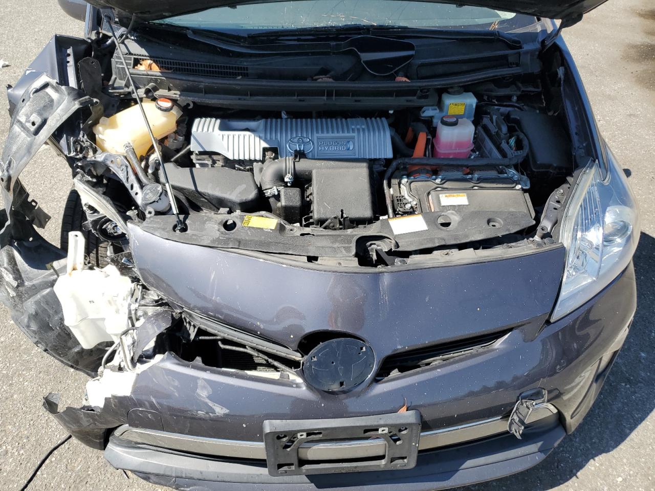 JTDKN3DP2F3071372 2015 Toyota Prius Plug-In