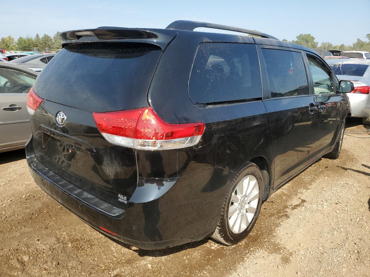 2014 Toyota Sienna Xle VIN: 5TDDK3DC2ES090449 Lot: 68652644