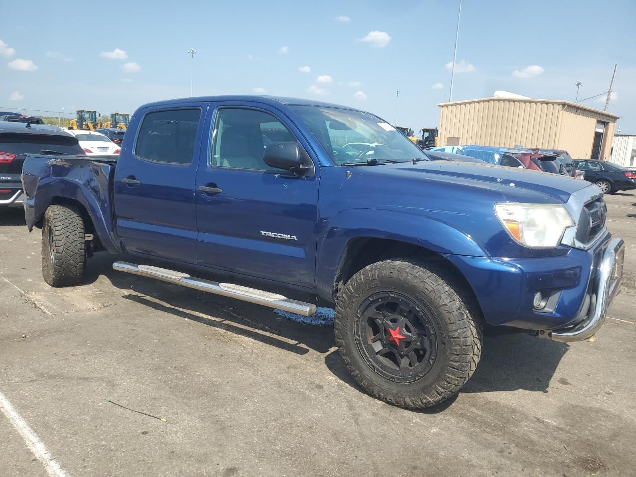 VIN 5TFJU4GNXFX076018 2015 TOYOTA TACOMA no.4