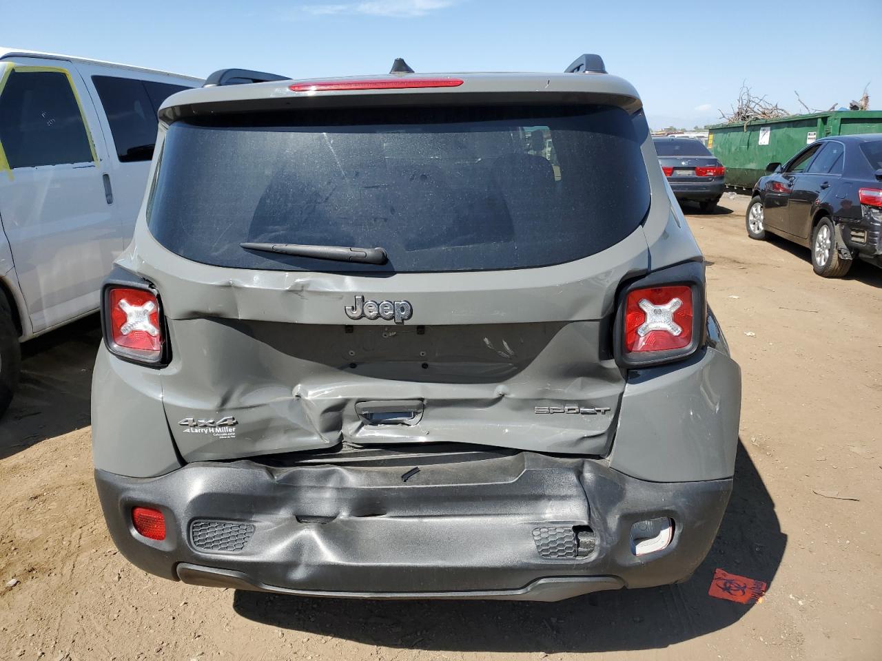 2021 Jeep Renegade - Image 6