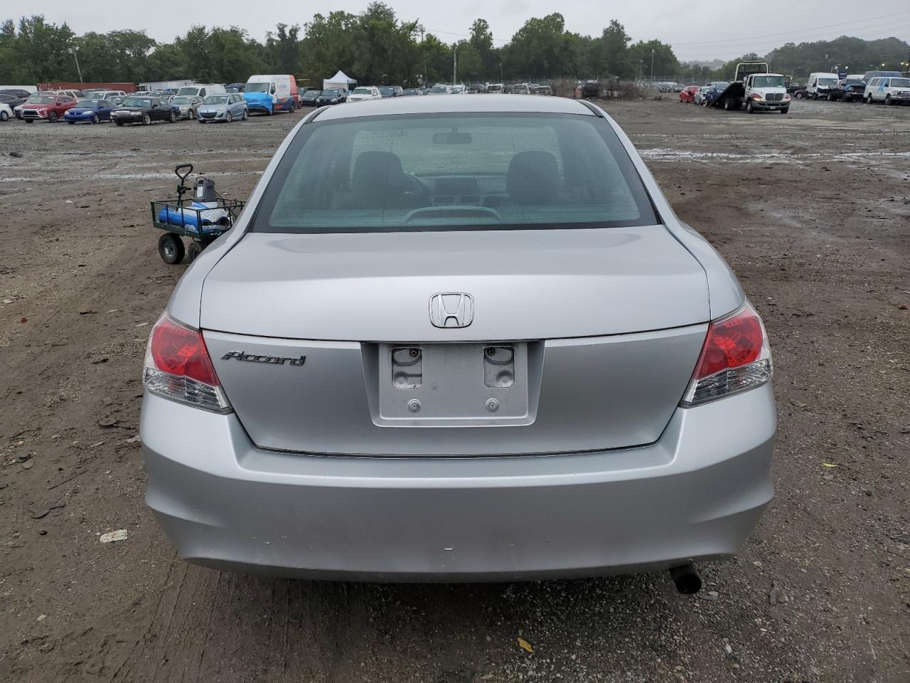 2008 Honda Accord Lx VIN: 1HGCP26398A052451 Lot: 67070774