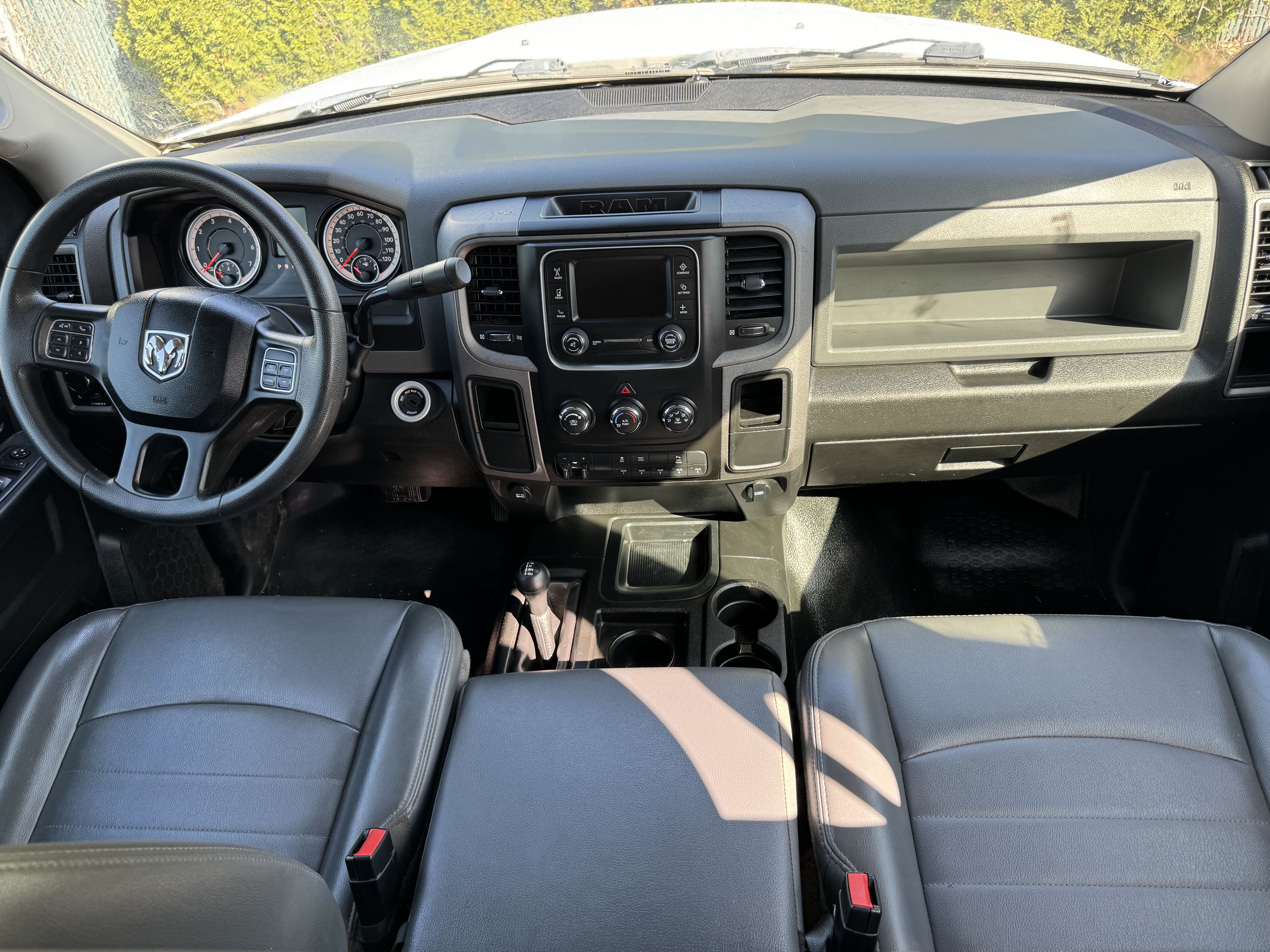 2018 Ram 2500 St vin: 3C6UR5HJ0JG425286