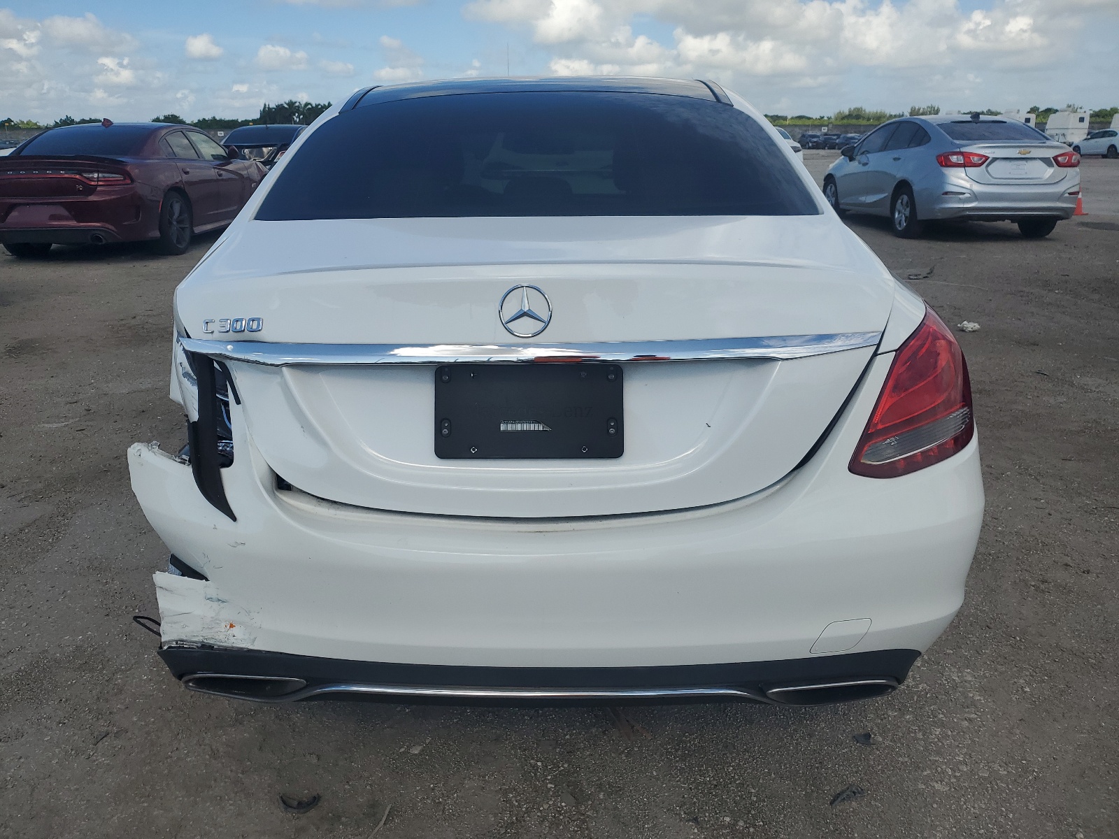 WDDWF4JB8JR322761 2018 Mercedes-Benz C 300