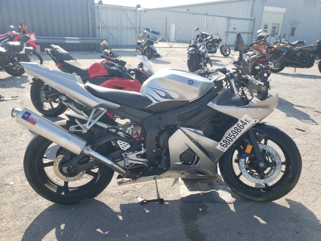 2004 Yamaha Yzfr6 L