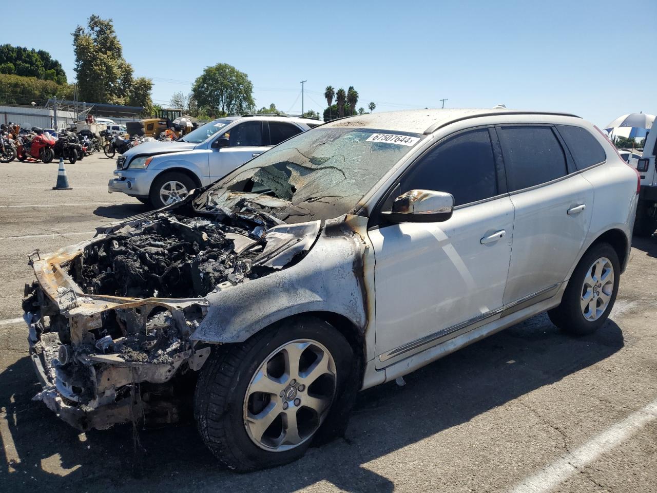 2016 Volvo XC60 - Image 1